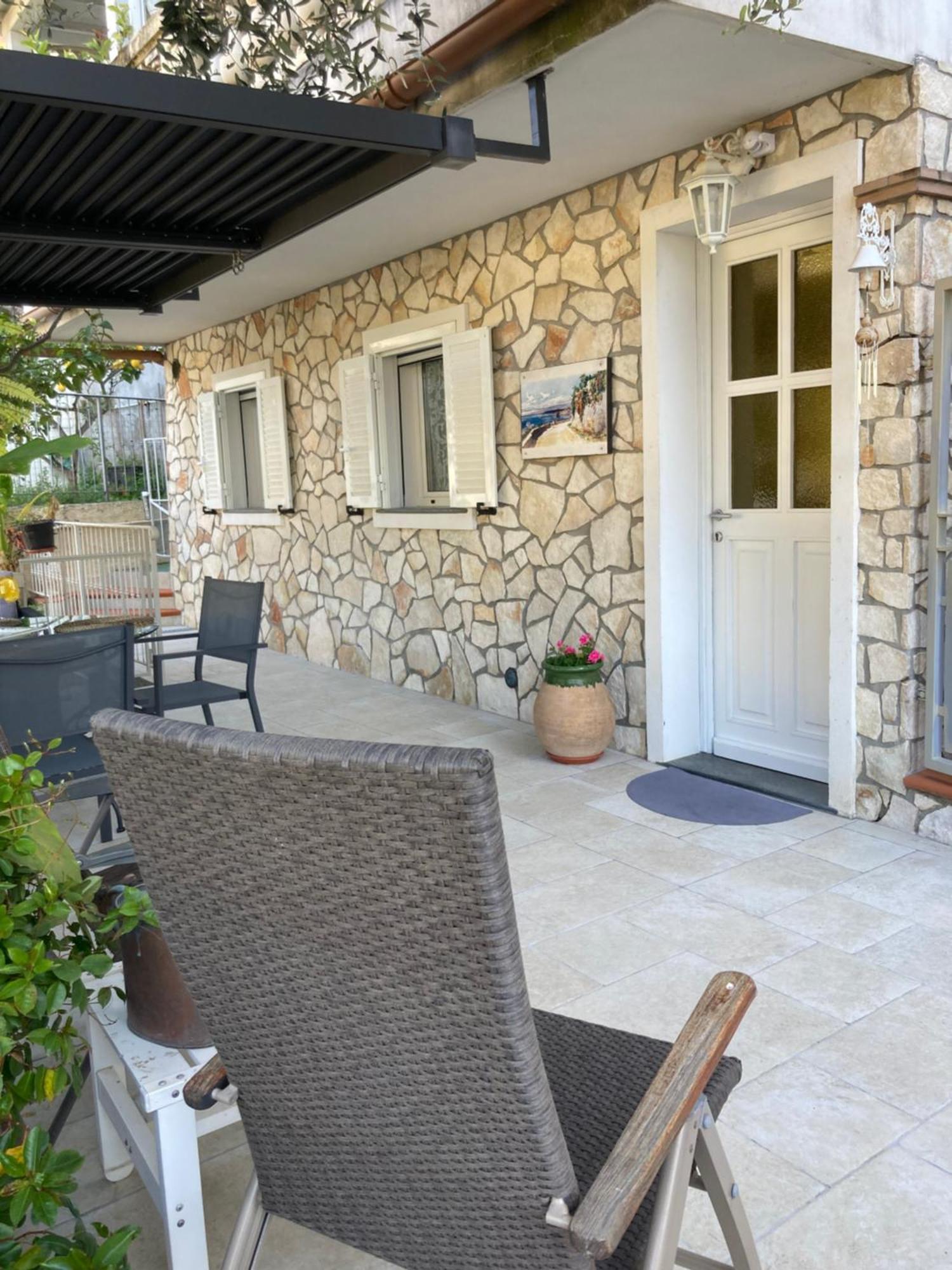 Studio Villa La Cigale Avec Grande Terrasse Ментона Екстериор снимка
